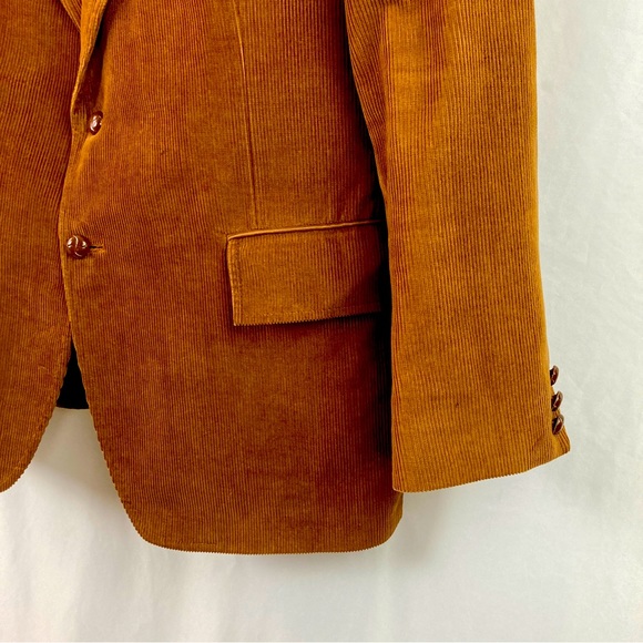 Two-Button Brown Corduroy Blazer Made in Romania - Picture 2 of 13